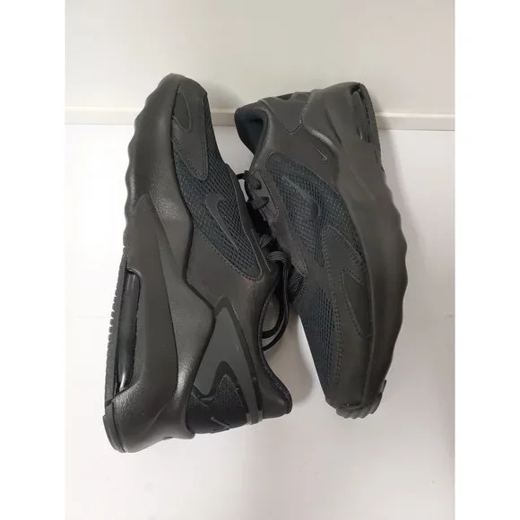 Nike Mens' Air Max Bolt Sneakers, Black Size 10 Medium